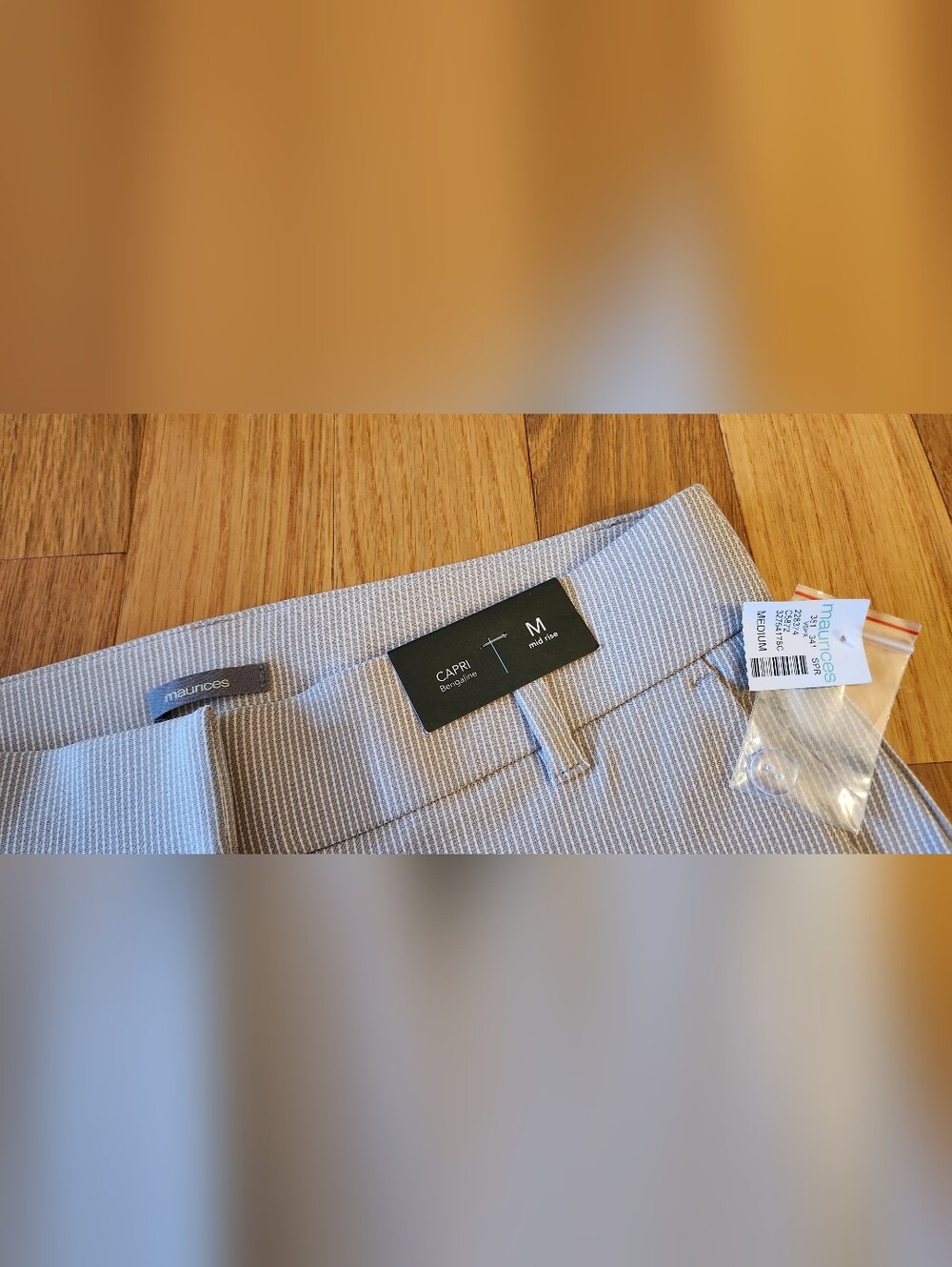 Maurices Capri Pants - Picture 3 of 5